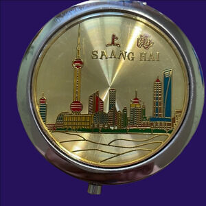 VINTAGE SHANG HAI Compact Mirror Sliver Gold diameter 3 in